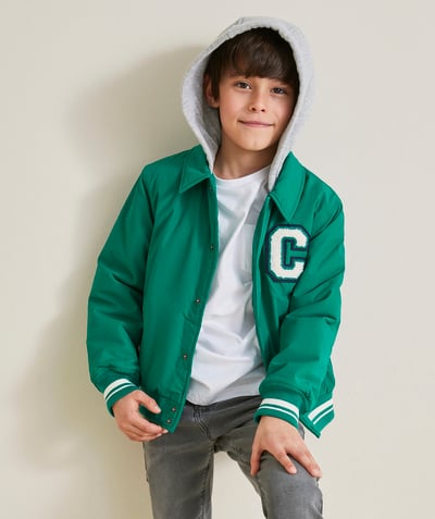New colour palette Tao Categories - BOY'S HOODED JACKET IN GREEN RECYCLED PADDING WITH MAXI LETTERING