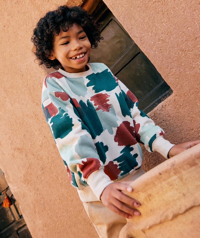 New collection Tao Categories - BOY'S LONG-SLEEVED SWEATSHIRT IN PAINT-EFFECT RECYCLED FIBERS