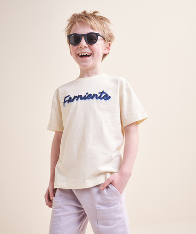 New collection Tao Categories - boy's short-sleeved t-shirt in yellow organic cotton with embroidered message