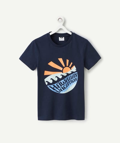 T-shirt Tao Categorieën - Jongens-T-shirt met korte mouwen in blauw biokatoen met vakantiethema