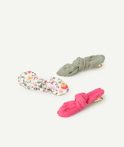 Hair Accessories Tao Categories - SET OF 3 GIRL'S HAIR CLIPS WITH KHAKI PINK AND FLORAL BOWS