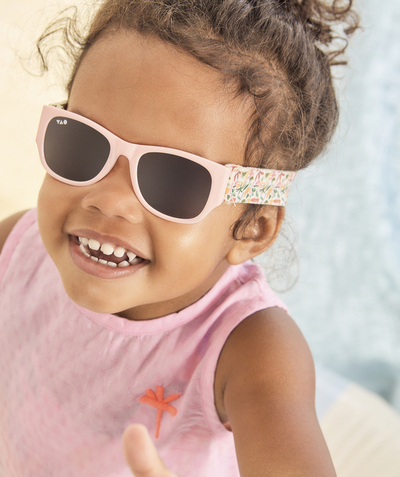 Akcesoria Kategorie TAO - Różowe okulary przeciwsłoneczne dla dziewczynek z elastycznym zapięciem