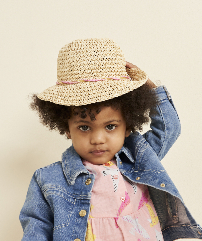 Hats - Caps Tao Categories - BABY GIRL STRAW HAT WITH PINK DRAWSTRINGS AND EMBROIDERED BIRD PATCH