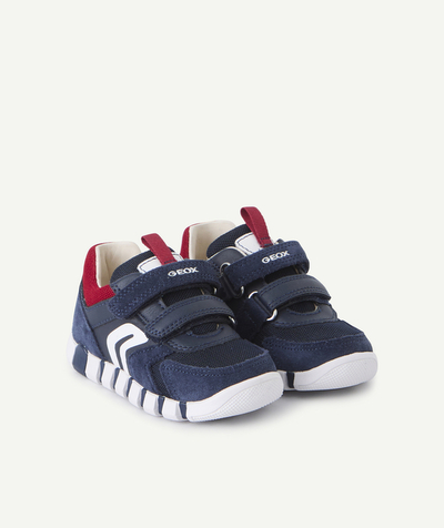 Nueva Colección Categorías TAO - iupidoo bebé niño rasca zapatillas azul rojo y blanco