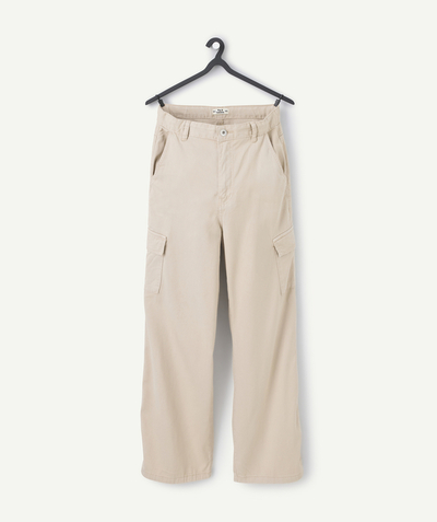 NOWOŚCI Kategorie TAO - Chłopięce spodnie z szerokimi nogawkami z beżowej wiskozy z kieszeniami cargo