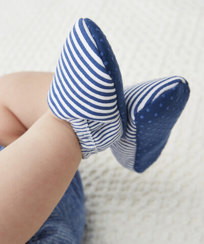 Booties - hat - mittens Nouvelle Arbo   C - BLUE AND WHITE STRIPED SLIPPERS