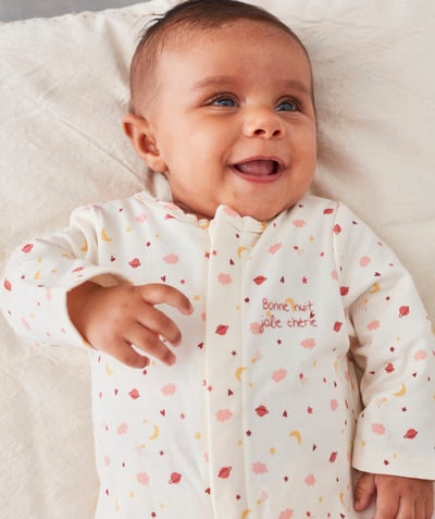 Pyjamas Tao Categories - BABIES' CREAM COTTON NIGHT-THEME SLEEPSUIT