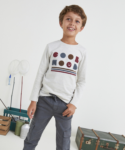 Boy Nouvelle Arbo   C - BOYS' GREY T-SHIRT WITH A MESSAGE IN FELT, MADE IN ORGANIC COTTON