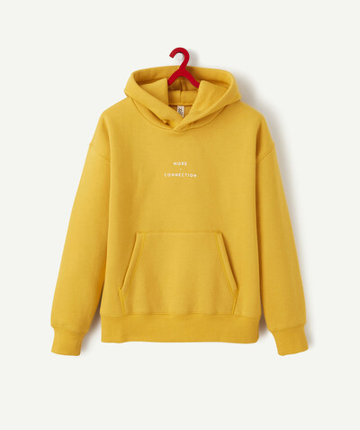 Basics family - YELLOW SWEATSHIRT WITH A HOOD AND A MESSAGE