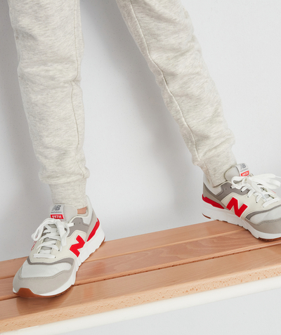 NEW BALANCE ® Tao Categories - GREY AND RED 997H TRAINERS