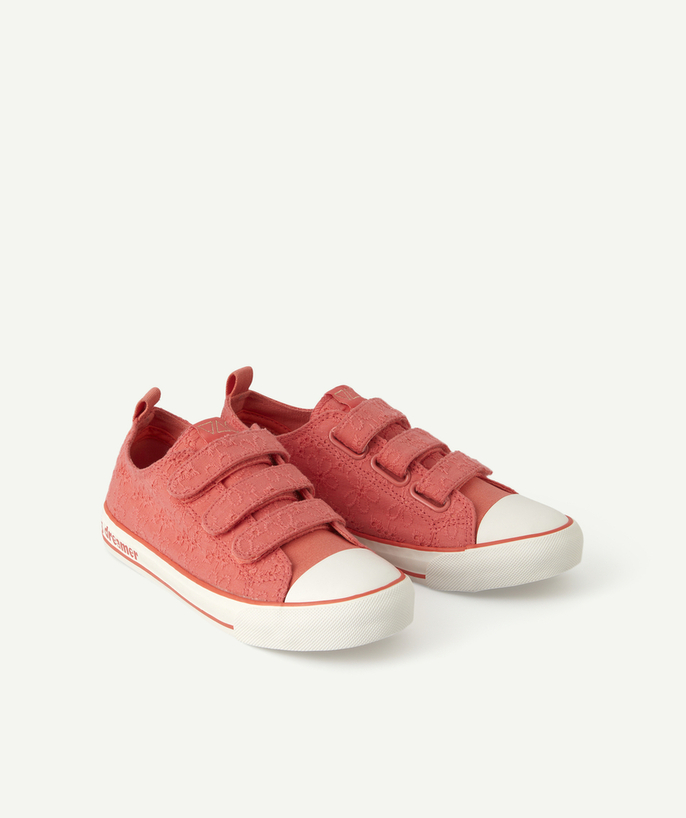 Shoes, booties Tao Categories - GIRLS' PINK TRAINERS WITH EMBROIDERED FLOWERS AND HOOK AND LOOP FASTENINGS