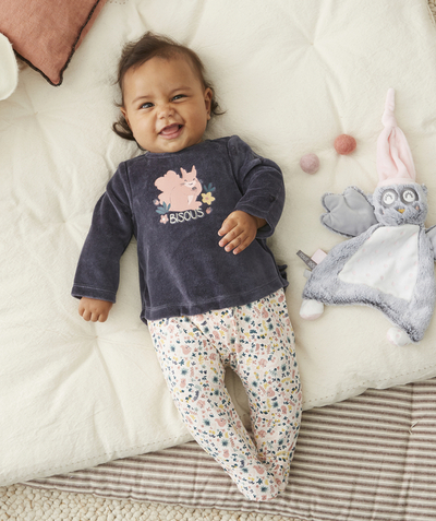 Baby girl Nouvelle Arbo   C - BABIES' VELVET EFFECT AND FLORAL PRINT SLEEPSUIT IN ORGANIC COTTON