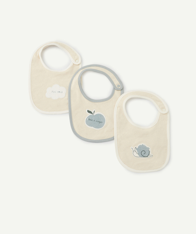 New collection Nouvelle Arbo   C - PACK OF THREE BABY BOYS' BIBS IN CREAM AND BLUE PATTERNED COTTON
