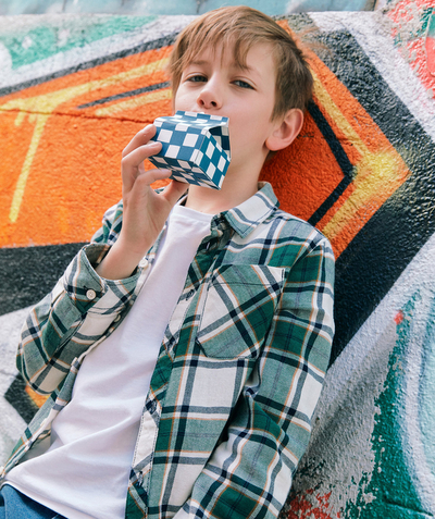 Back to school collection Nouvelle Arbo   C - BOYS' GREEN AND CREAM CHECKED SHIRT