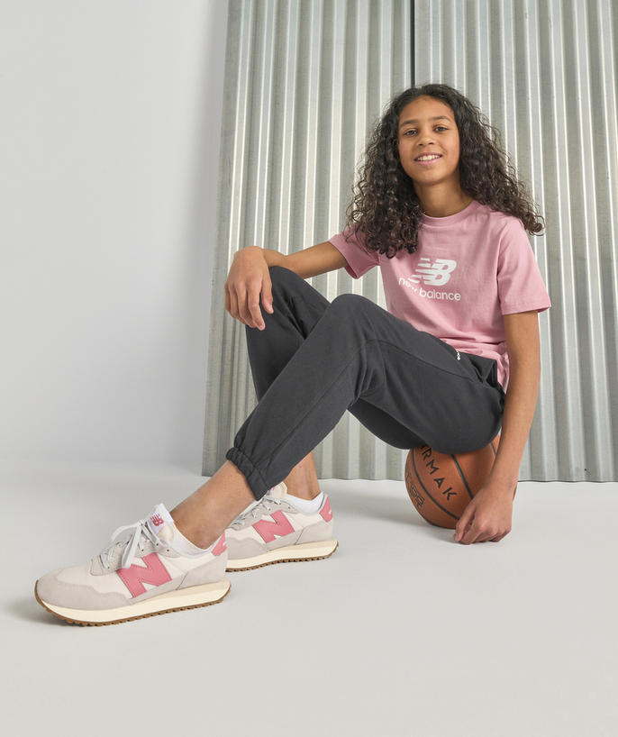 Collection sport Categories Tao - T-SHIRT À MANCHES COURTES FILLE ROSE ESSENTIALS STACKED