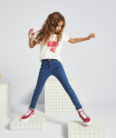 Back to school collection Nouvelle Arbo   C - GIRLS' BLUE LOW-IMPACT SKINNY DENIM TROUSERS WITH PATCHES