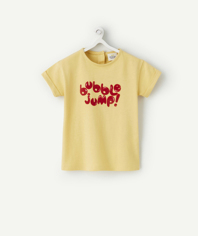 ECODESIGN Nouvelle Arbo   C - BABY GIRLS' YELLOW ORGANIC COTTON T SHIRT WITH A MESSAGE IN FELT