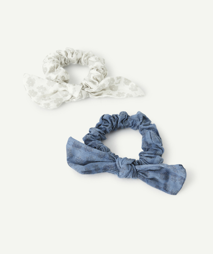 Hair Accessories Tao Categories - SET OF 2 WHITE AND BLUE FLORAL-PRINTED SEQUINED GIRL'S SCRUNCHIES