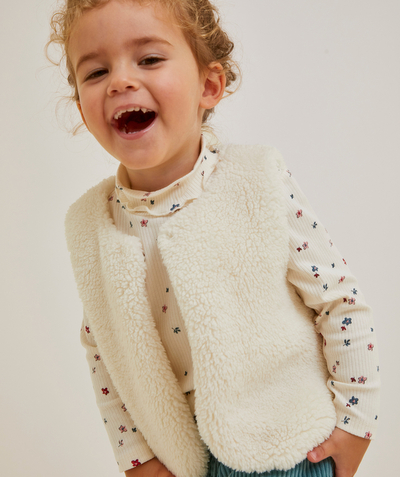 New collection Nouvelle Arbo   C - BABY GIRLS' ECRU SLEEVELESS WAISTCOAT WITH RECYCLED PADDING