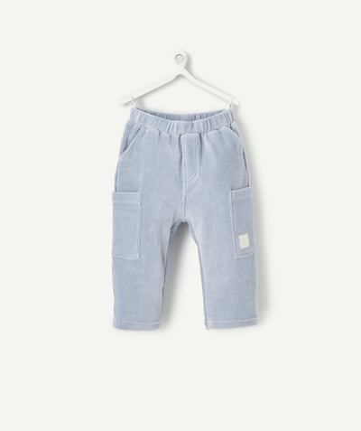 Velvet trend Nouvelle Arbo   C - BABY BOYS' STRAIGHT BLUE CORDUROY TROUSERS WITH POCKETS AND A PATCH