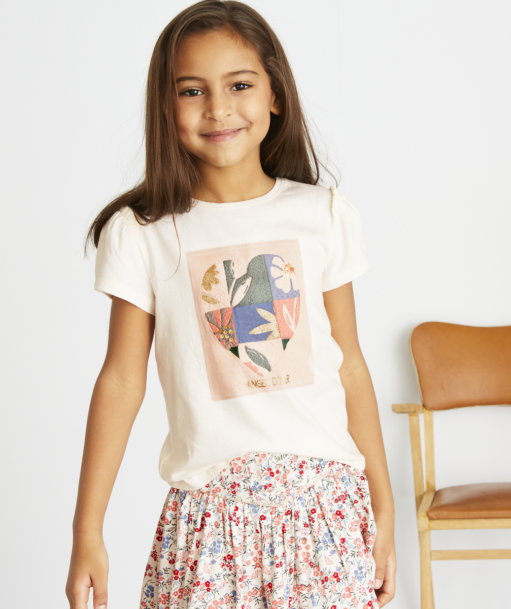 Le t-shirt écru en coton biologique avec cœur brodé - 5 A
