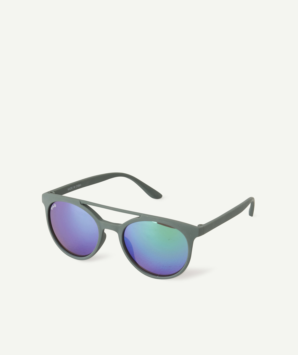 Les lunettes de soleil kaki uv3 - TU