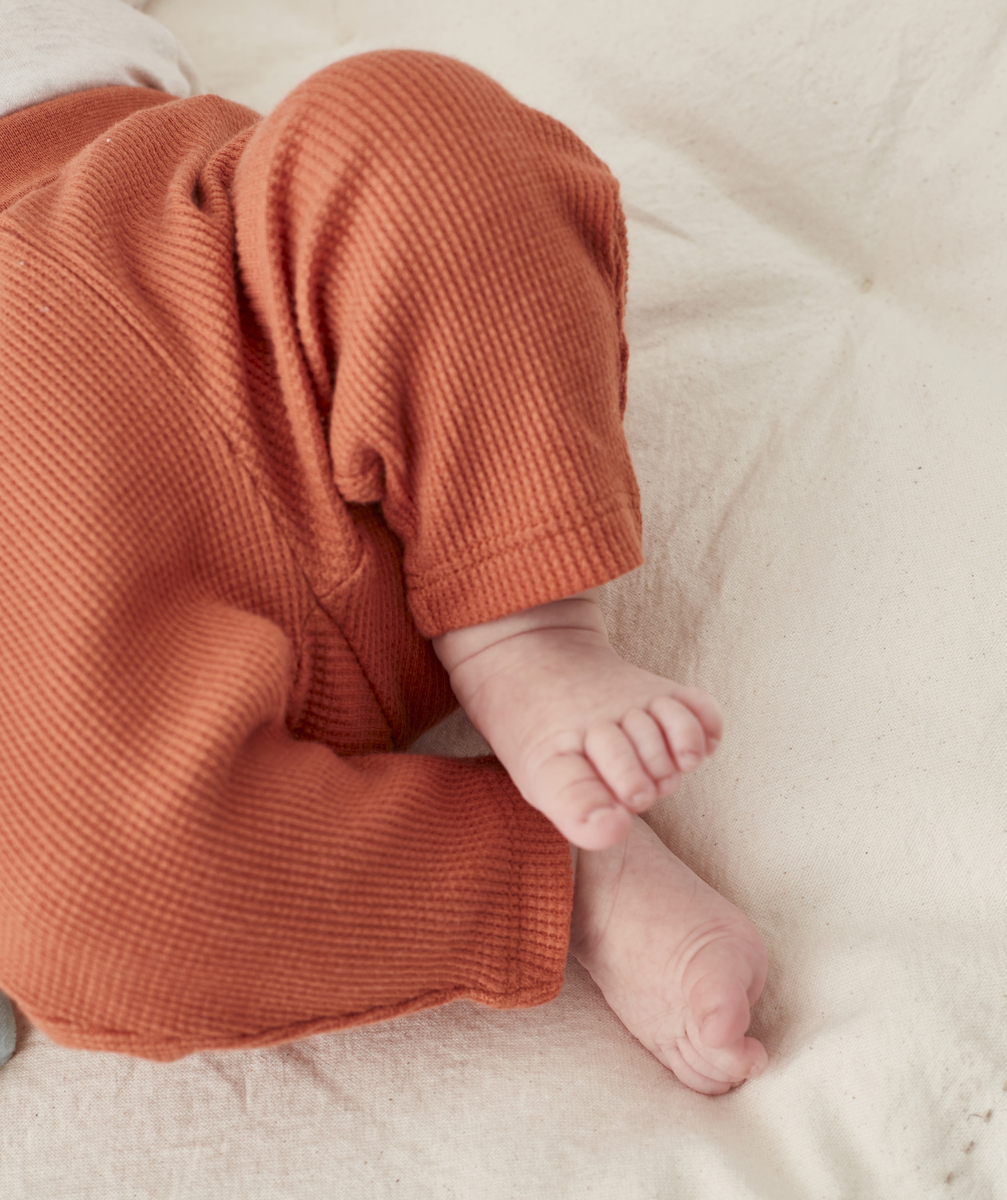 Legging bébé en coton biologique nid d'abeille marron orangé - 3 M